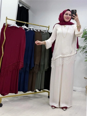 Dantel Detaylı Takım İpek Kumaş Krem