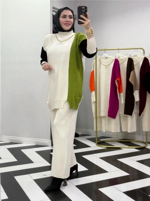 Kendinden Kolye Detaylı Triko Takım Yeşil