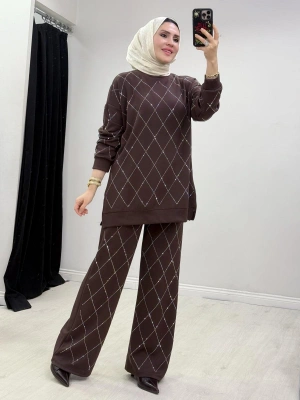 Taşlı Baklava Desen Takım Kahverengi