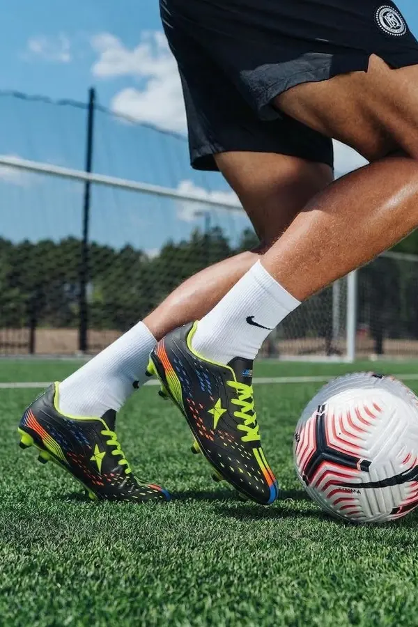 Air La Liga Siyah Yeşil Akademik Futbol Ayakkabısı Halı Saha Krampon - 535