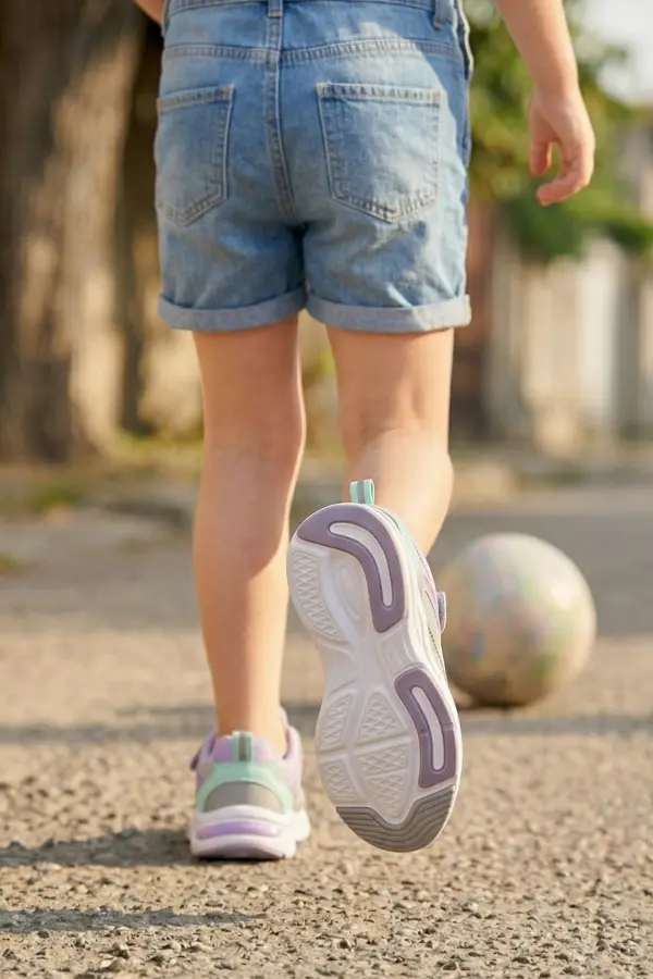 Pixel Fun Kız Çocuk Spor Ayakkabı - Gri Pembe Detaylı, Cırt Cırtlı