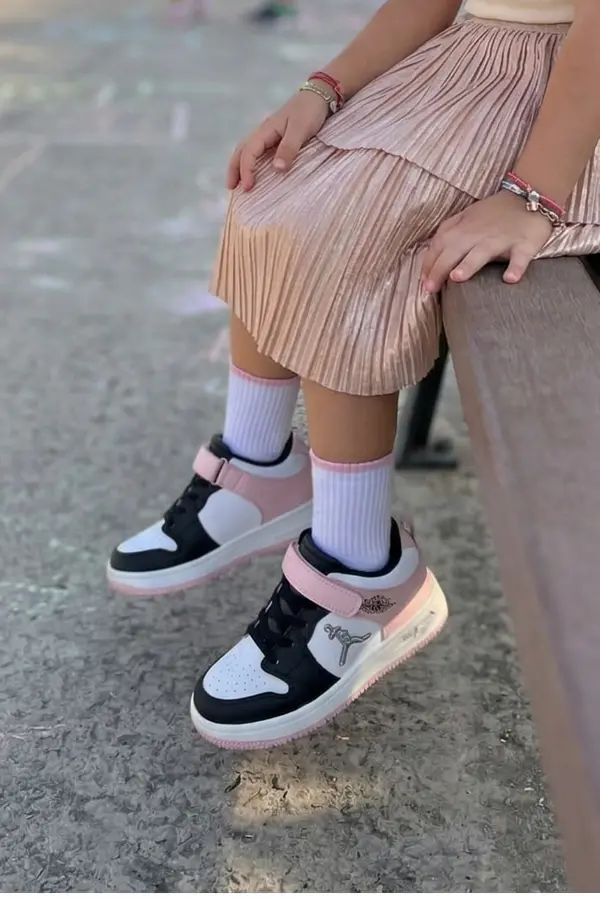 Pedira Kız Çocuk Beyaz Pembe Basketbol Tarzı Bağcıklı Spor Ayakkabı