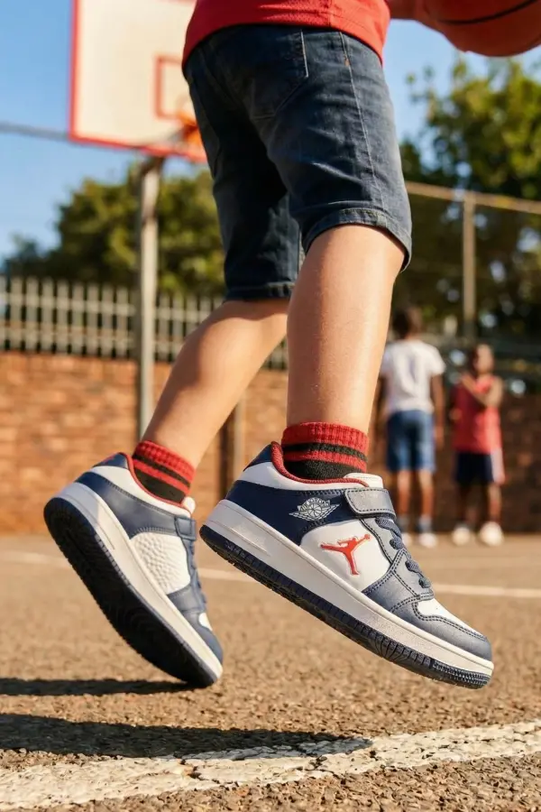 Pedira Erkek Çocuk Lacivert Beyaz Basketbol Tarzı Cırtlı Spor Ayakkabı