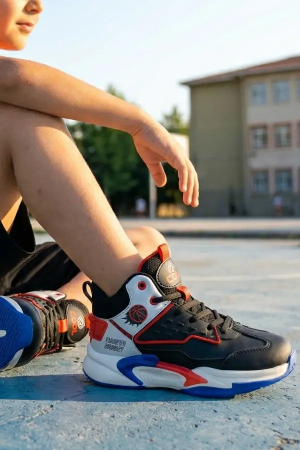 Garnett Profesyonel Görünümlü Çocuk Siyah Basketbol Ayakkabısı - Yüksek Taban Konforlu Model