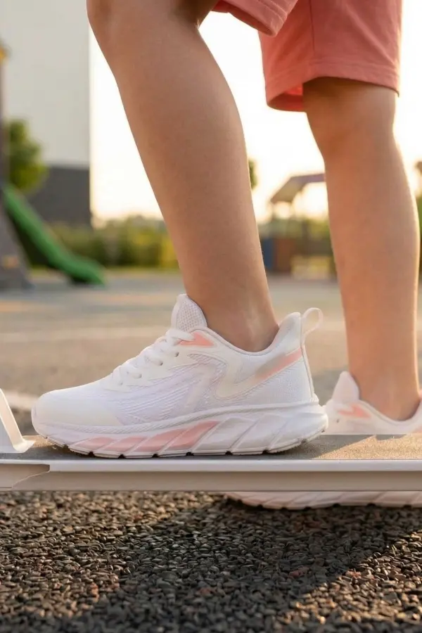 Magic Pro Beyaz Detaylı Çocuk ve Genç Spor Ayakkabı