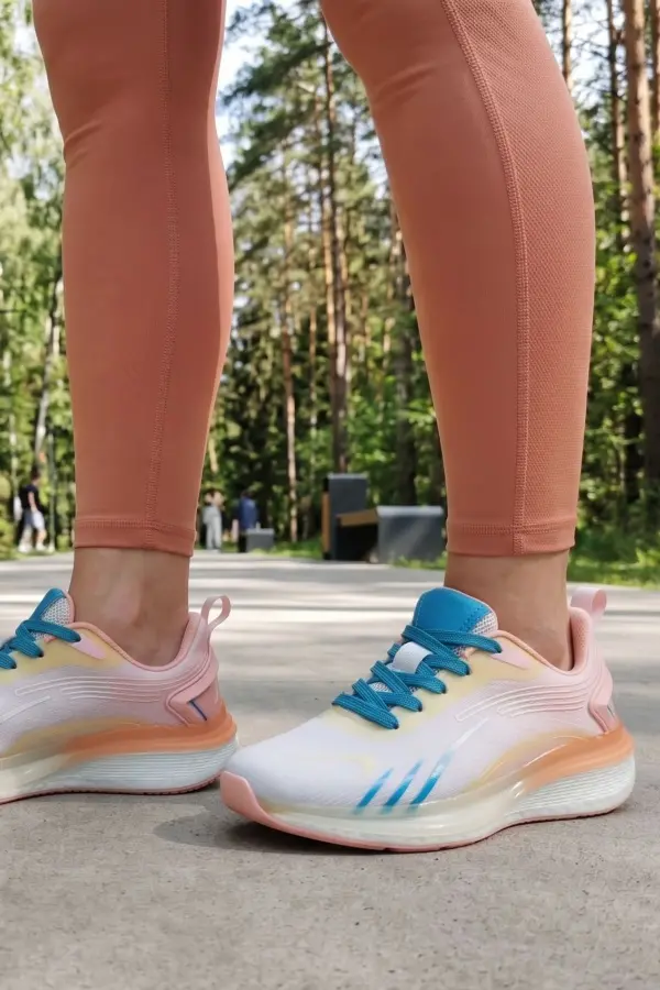 Terra-Glide Beyaz Pembe Bağcıksız Kadın Koşu ve Yürüyüş Ayakkabısı