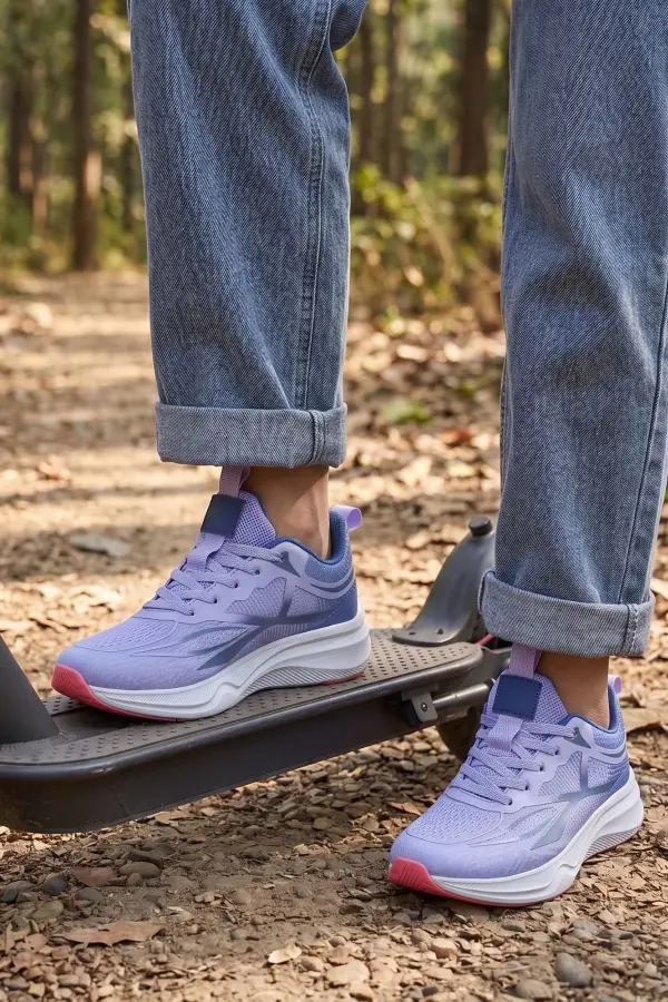 Violet Dash – Kadın Lila Örgü Tabanlı Hafif Yürüyüş ve Koşu Ayakkabısı