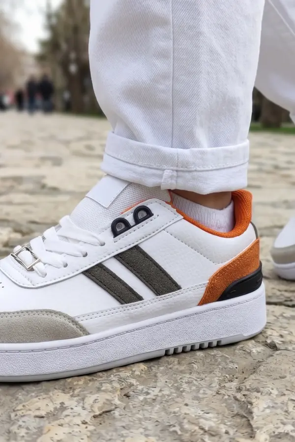 Black Legend Series: Beyaz Turuncu Unısex Çocuk Spor Ayakkabı