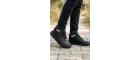 Color-Block Comfort: Siyah Erkek Çocuk Spor Ayakkabı