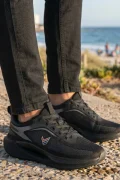 Air-Stride Pro: Erkek Ultra Hafif Koşu ve Günlük Yürüyüş Ayakkabısı - Siyah