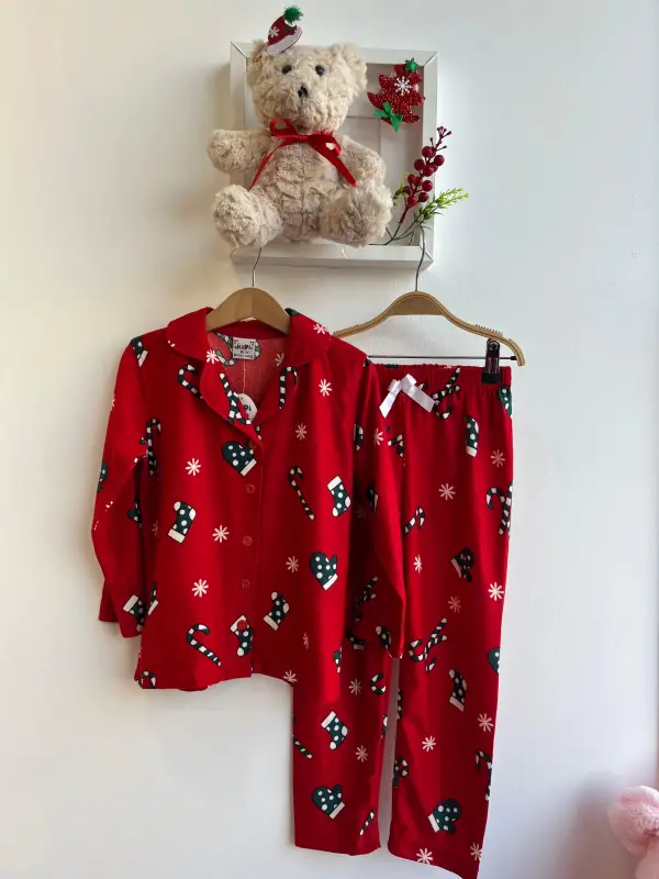 6-13 Yaş Kırmızı Önden Düğmeli Pijama Takımı