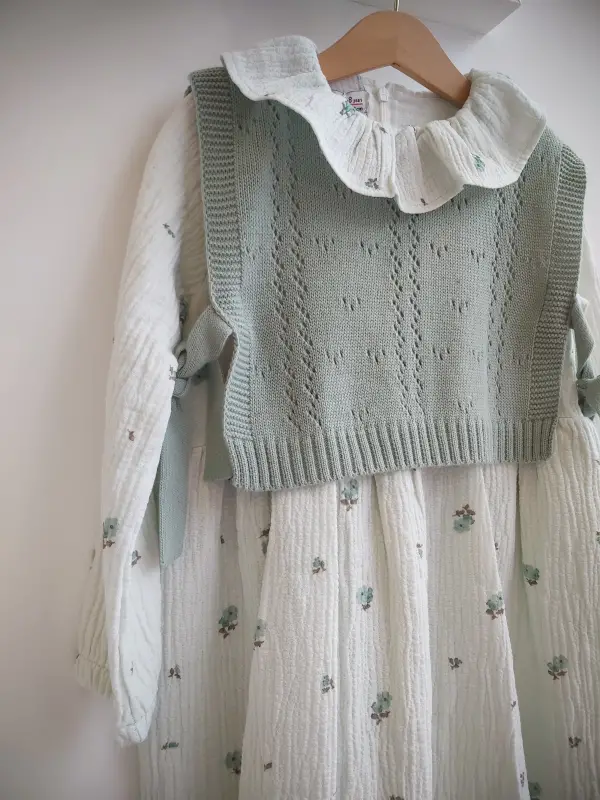 7-10 Yaş Yeşil Fırfırlı Triko Süveterli Elbise