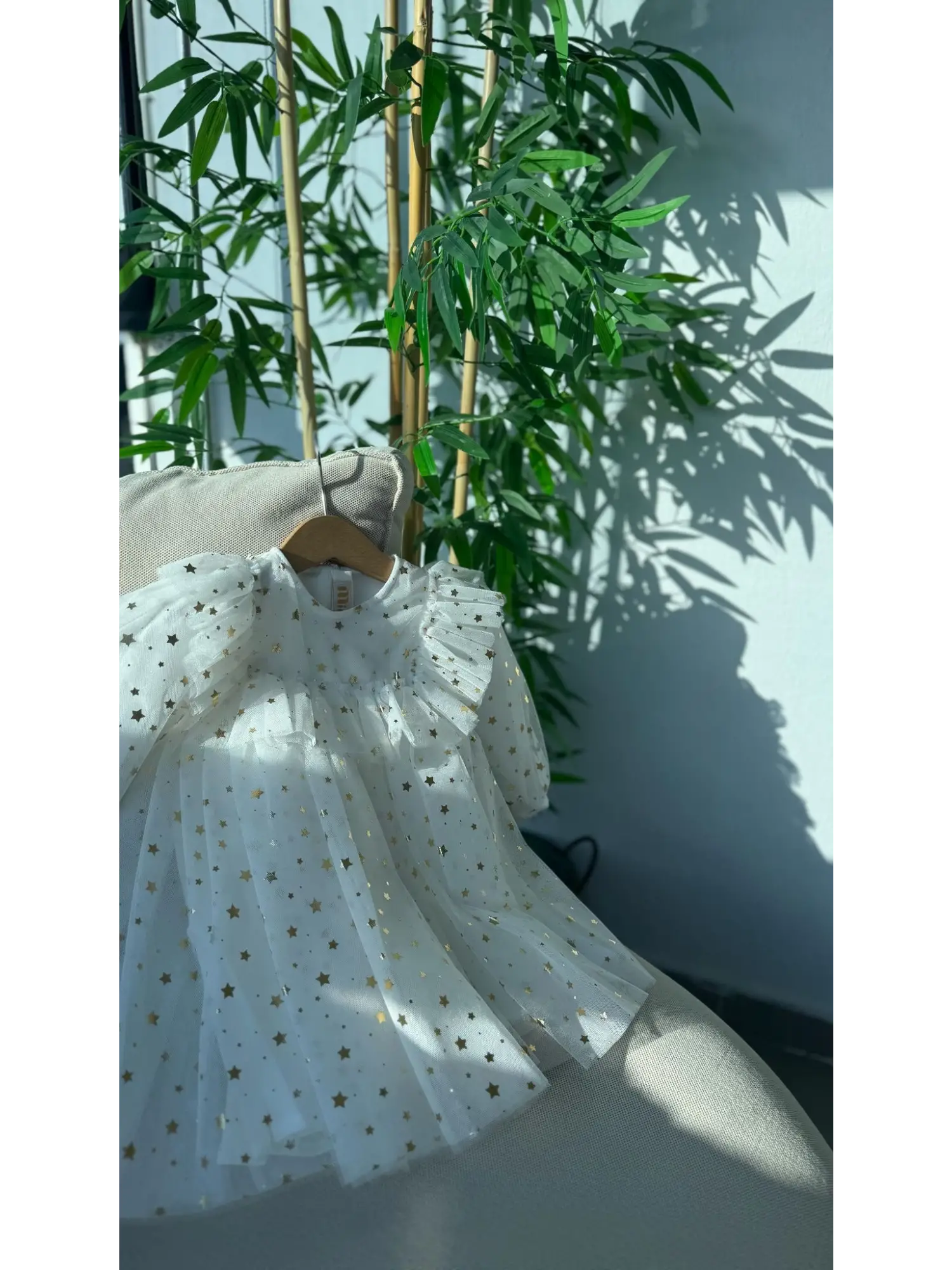 2-5 Yaş Gold Yıldız Detaylı Tütülü Elbise