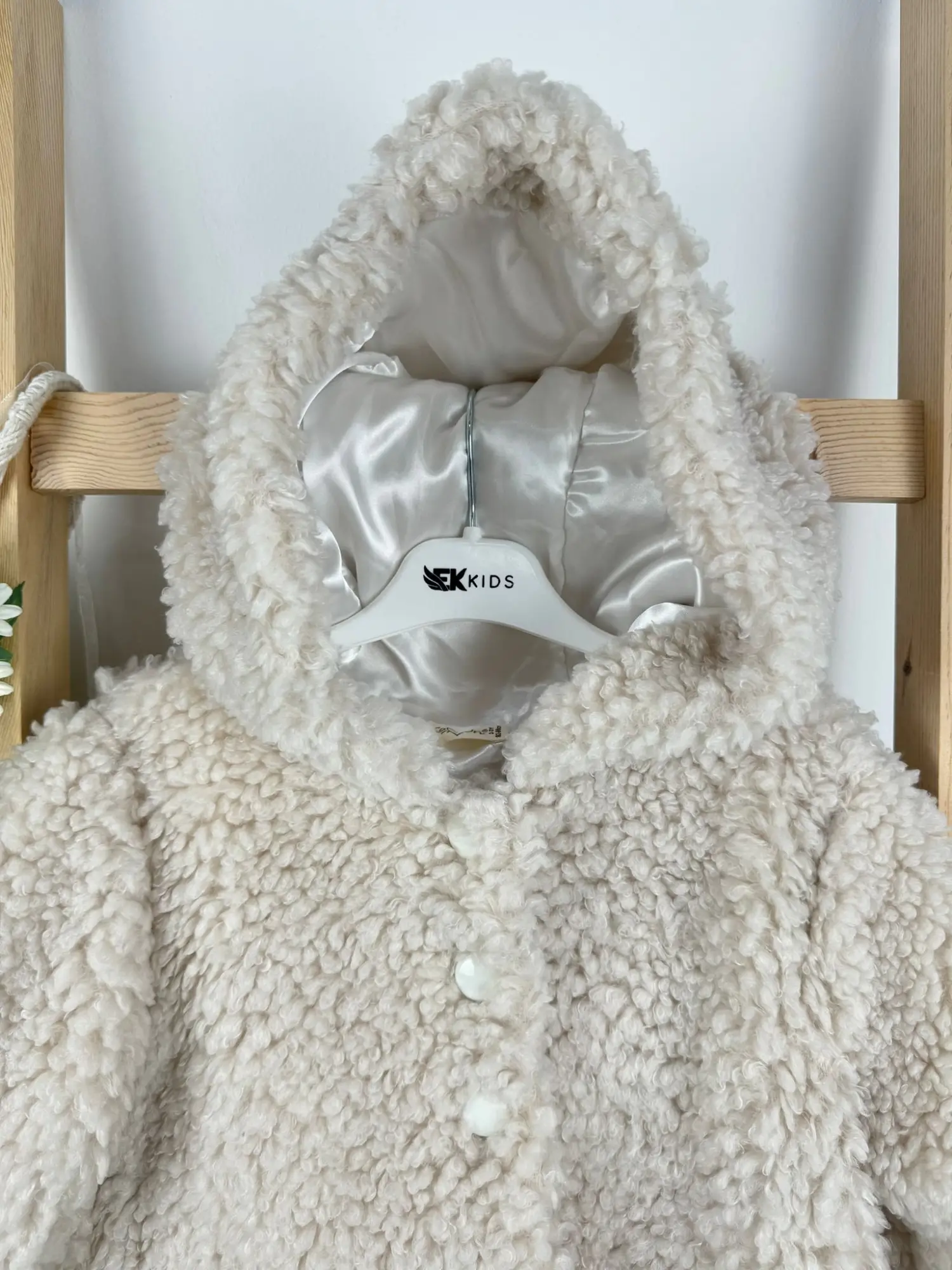 2-6 Yaş Bej Bukle Mont