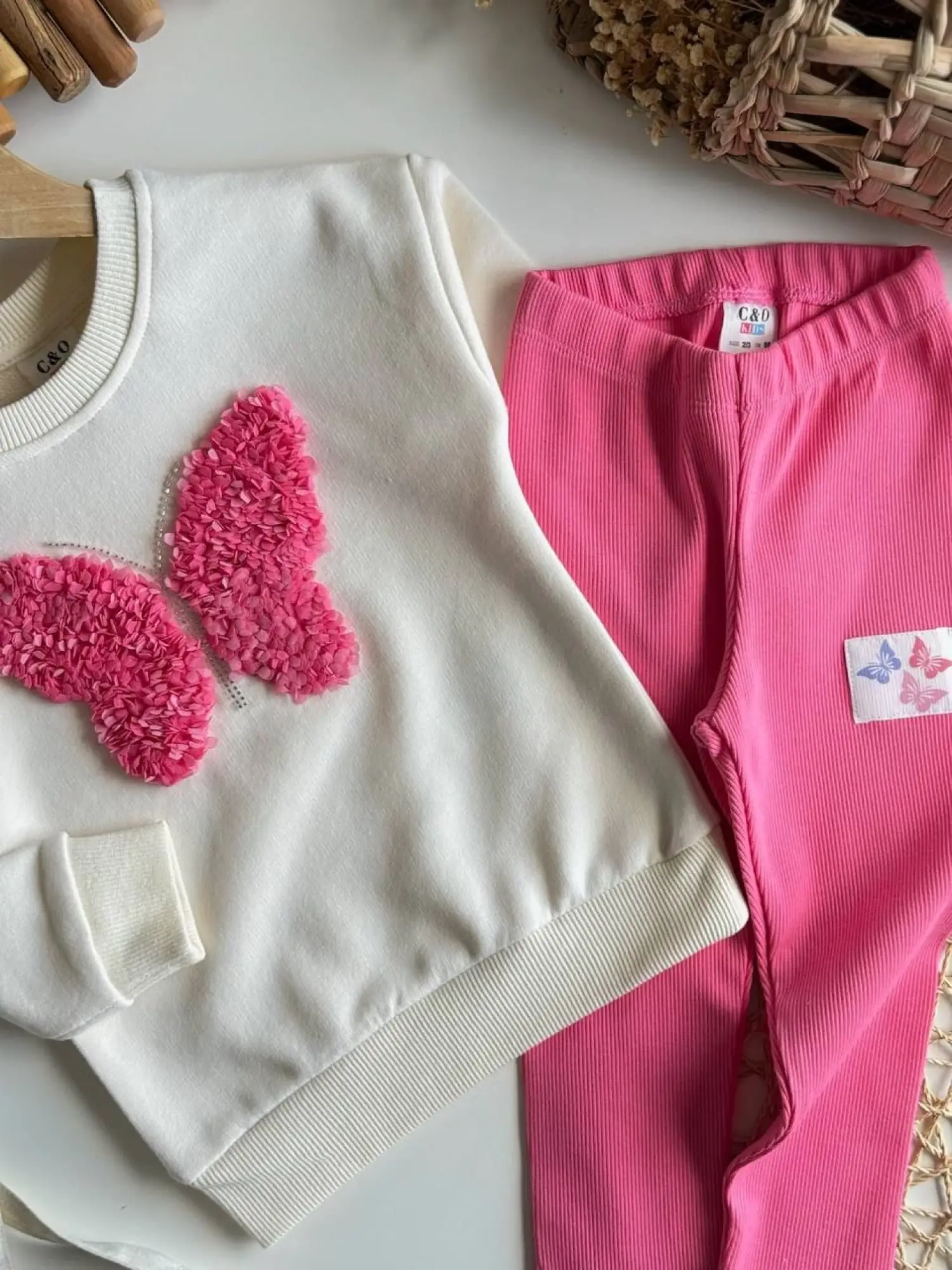 2-8 Yaş Kelebek Desenli Taytlı Takım