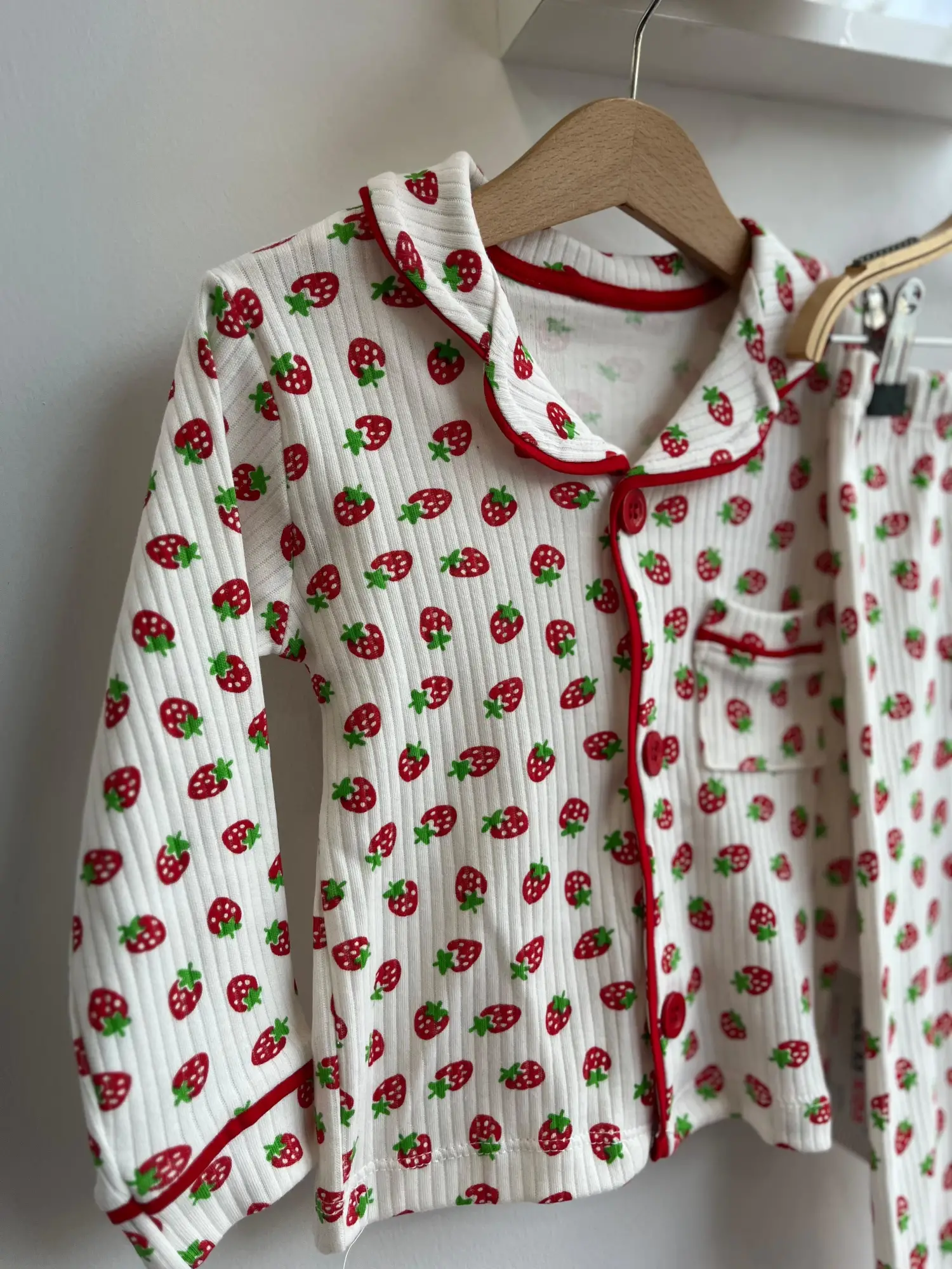 6-24 Ay Çilek Baskılı Pijama Takımı