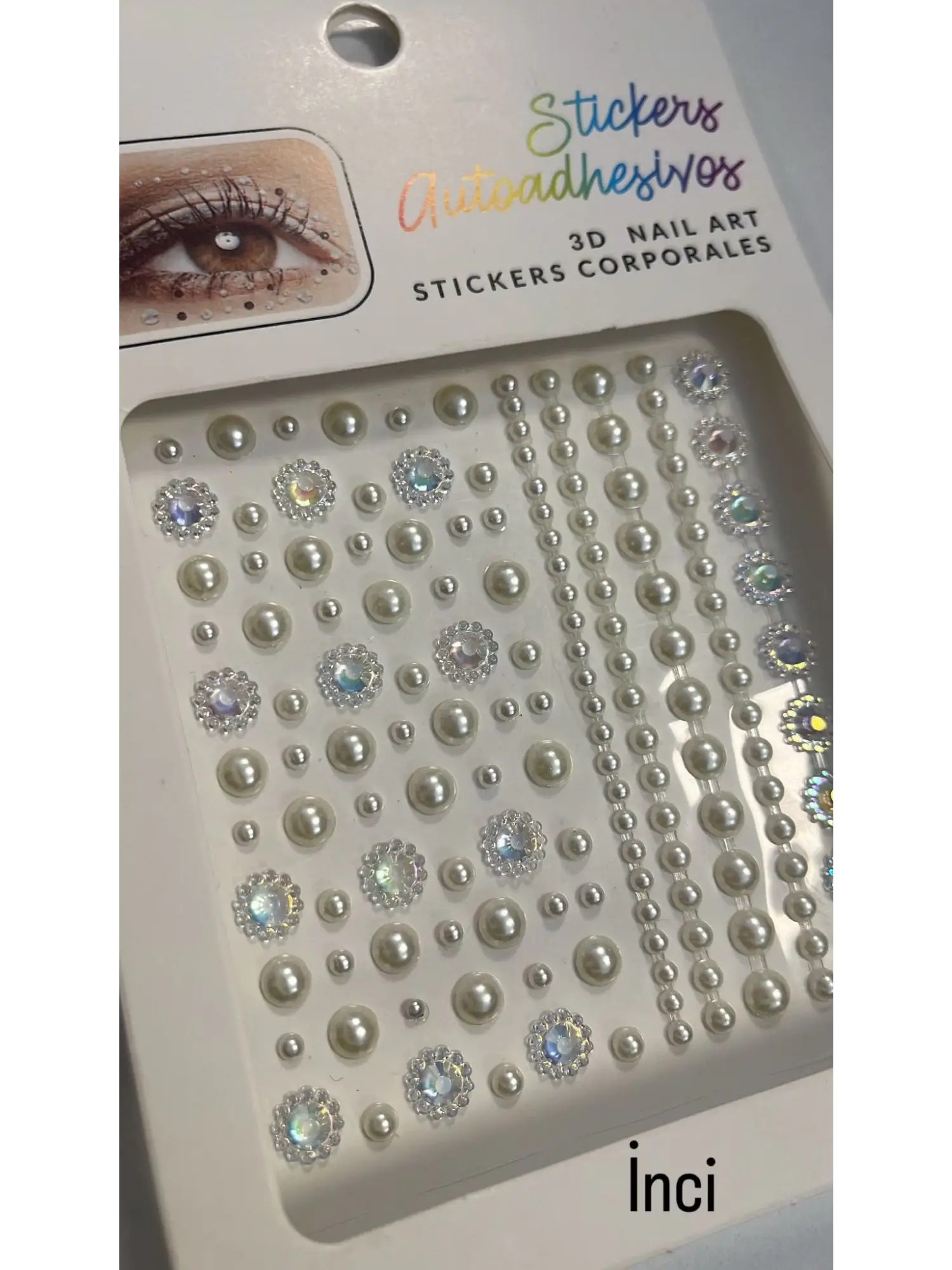 Göz ve Tırnak Stikeri