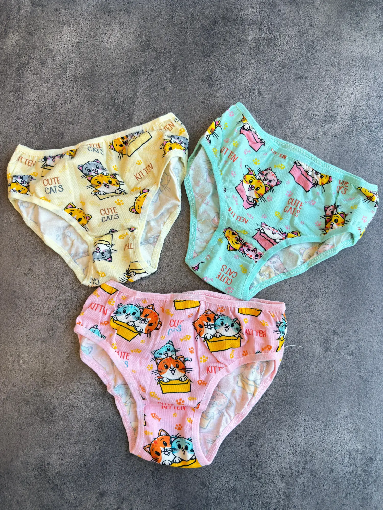 2-11 Yaş 3Lü Kedili Külot