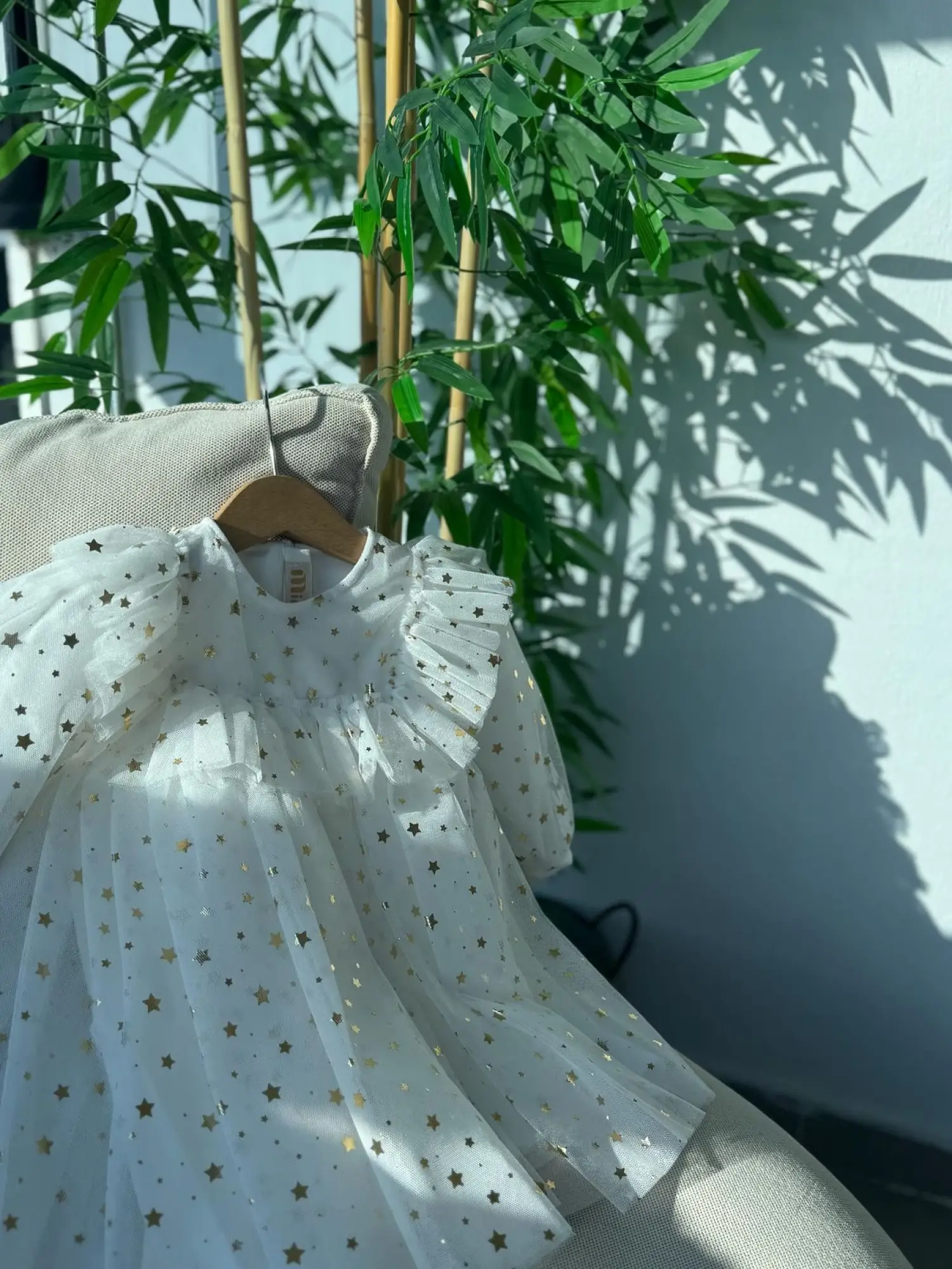 2-5 Yaş Gold Yıldız Detaylı Tütülü Elbise