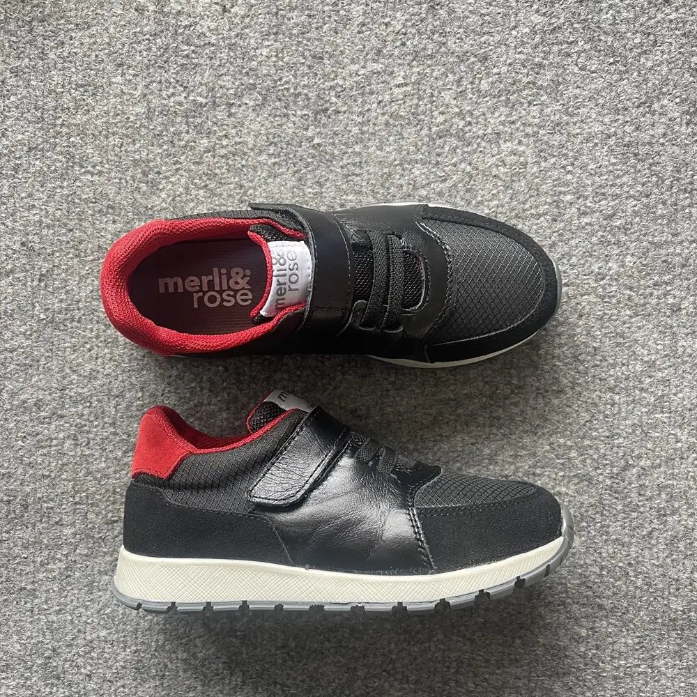 Merli&Rose Roam Sneaker Siyah-Kırmızı 31-35