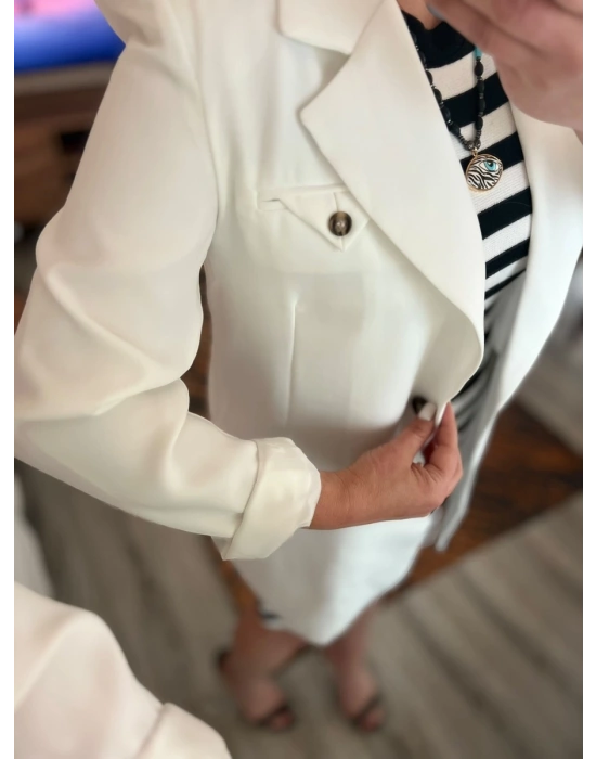 Beyaz Blazer Ceket