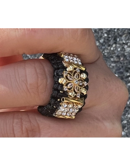 Siyah Çiçek Yüzük