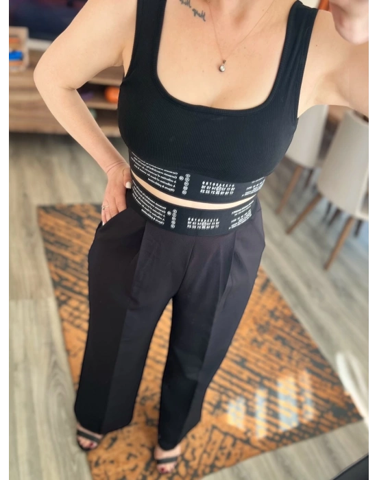 Siyah Pamuklu Likralı Bel Yazılı Crop Top