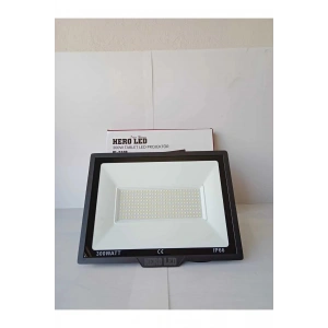 300 Watt Led Projektör 6500K Beyaz Işık IP66