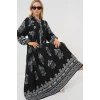 2423 Otantik Desenli Tesettür Elbise - Siyah 11