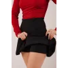 İçi Şortlu Siyah Mini Etek
