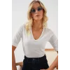 V Yaka Kısa Kol Basic Bluz 955 - Beyaz