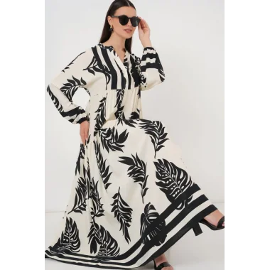 2423 Otantik Desenli Tesettür Elbise - A.Beyaz