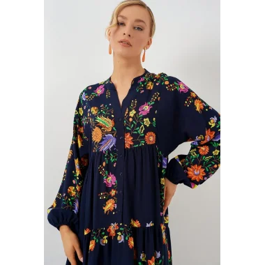 2423 Otantik Desenli Tesettür Elbise - Düz Lacivert