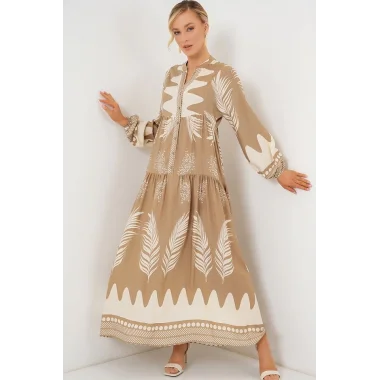 2423 Otantik Desenli Tesettür Elbise - M. Camel