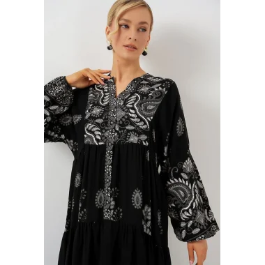 2423 Otantik Desenli Tesettür Elbise - Siyah - Beyaz 1