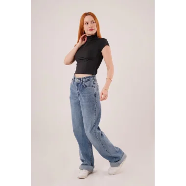 Boğazlı Parlak Kumaş Siyah Crop