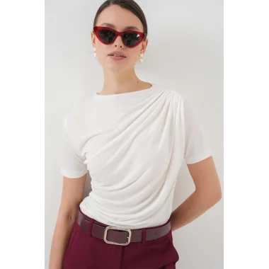 Büzgü Detaylı Kısa Kol Sandy Bluz 945 - Beyaz