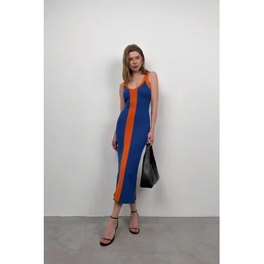 Çift Renk Yırtmaç Detay Elbise