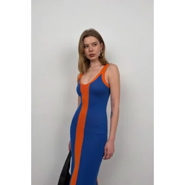 Çift Renk Yırtmaç Detay Elbise