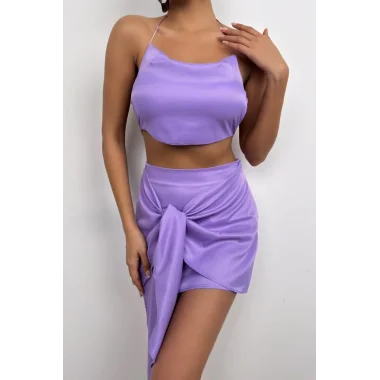 Degaje Yaka Sırt Detay Bluz