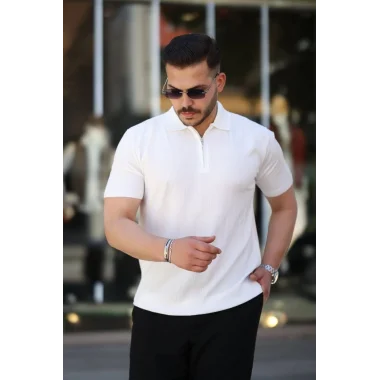 Erkek Yakası Fermuarlı Kısa Kollu T-shirt