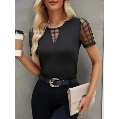 Kadın Kısa Kollu Yakası Açık Damla Ağ Tül Detaylı Viskon Bluz
