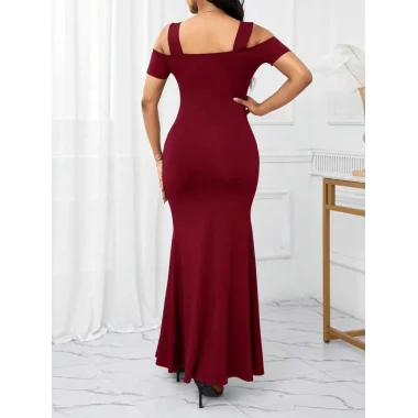 Kadın Omuzlardan Açık Askılı Yırtmaç Detaylı Uzun Ithal Krep Elbise