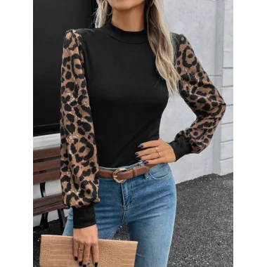 Kadın Uzun Kollu Yarı Balıkçı Yaka Leopar Detaylı Kaşkorse Bluz
