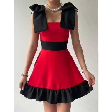 Miron Omuz Fiyonklu Elbise