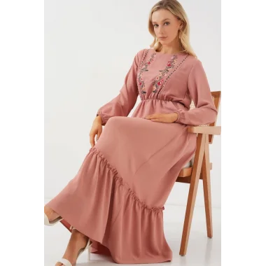 Nakışlı Uzun Tesettür Elbise 2550 - Pudra