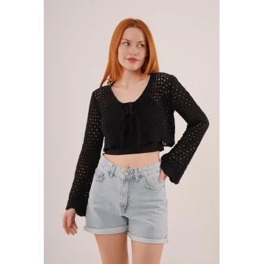 Ön Bağlamalı Ajurlu Crop Siyah Hırka