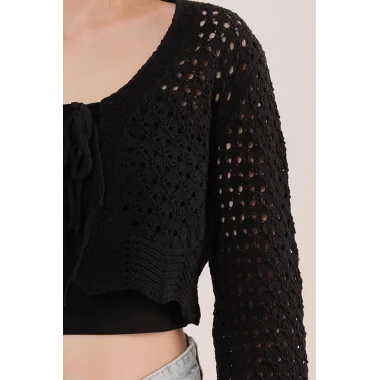 Ön Bağlamalı Ajurlu Crop Siyah Hırka