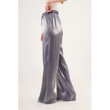 Parlak Görünümlü Cepli Mor Bol Paça Pantolon