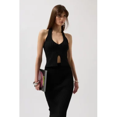 V Detay Dokulu Crop Bluz